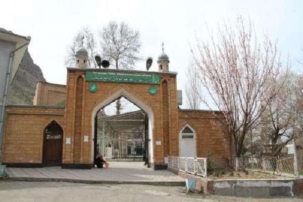 مسجدی در دامنه کوه در قرقیزستان + عکس مسجدی در دامنه کوه در قرقیزستان + عکس