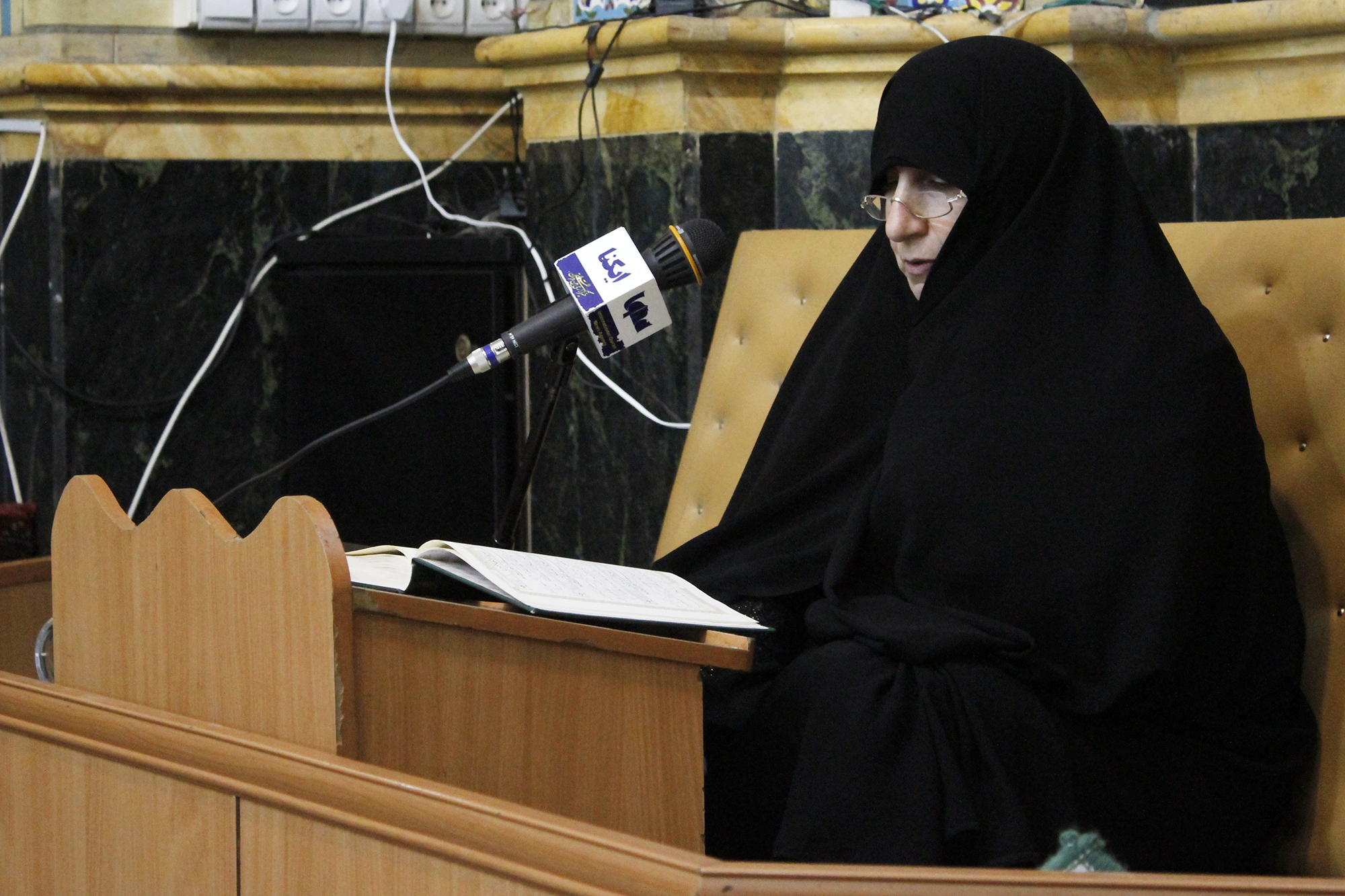 اولین دوره اشهار بانوان برگزار شد اولین دوره اشهار بانوان برگزار شد