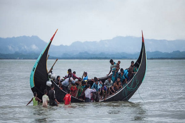توقیف قایق پناهجویان روهینگیا در آب&zwnj;های ساحلی میانمار