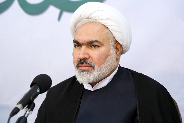 علوم انسانی کنونی، مانع پیشرفت کشور است/ وجود برخی نگاه&zwnj;های سیاسی به علوم انسانی