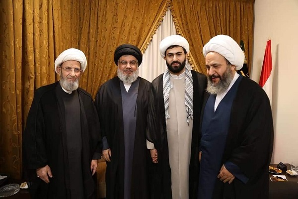 مراسم عمامه&zwnj;گذاری طلاب لبنانی با حضور سیدحسن نصرالله&nbsp;