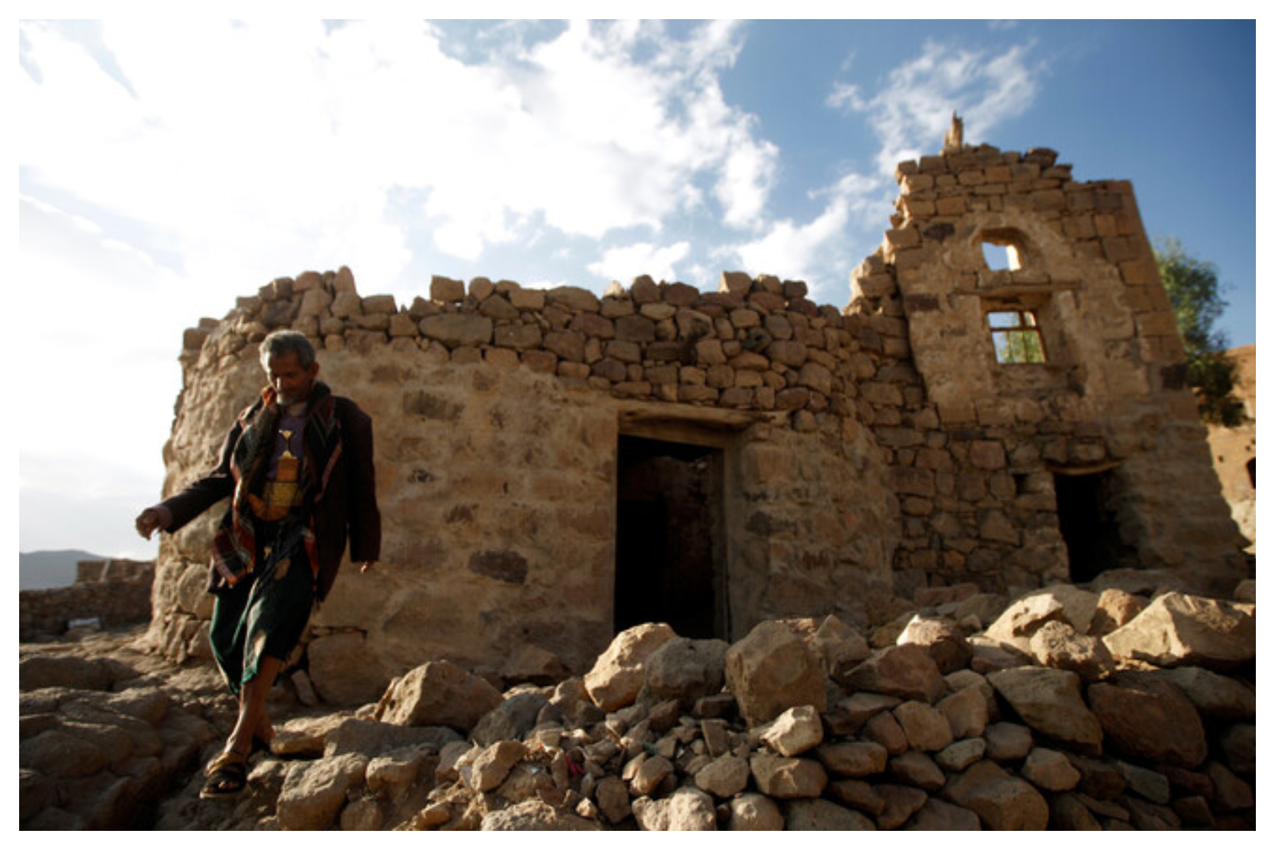 حملات هوایی و موشکی سعودی به شمال یمن