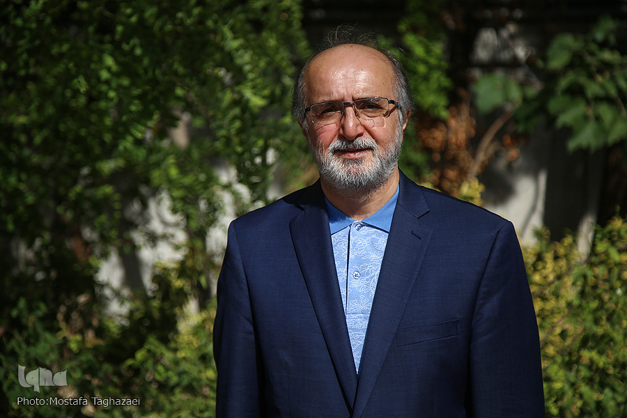 حیدر مستخدمین حسینی کارشناس اقتصادی حیدر مستخدمین حسینی کارشناس اقتصادی