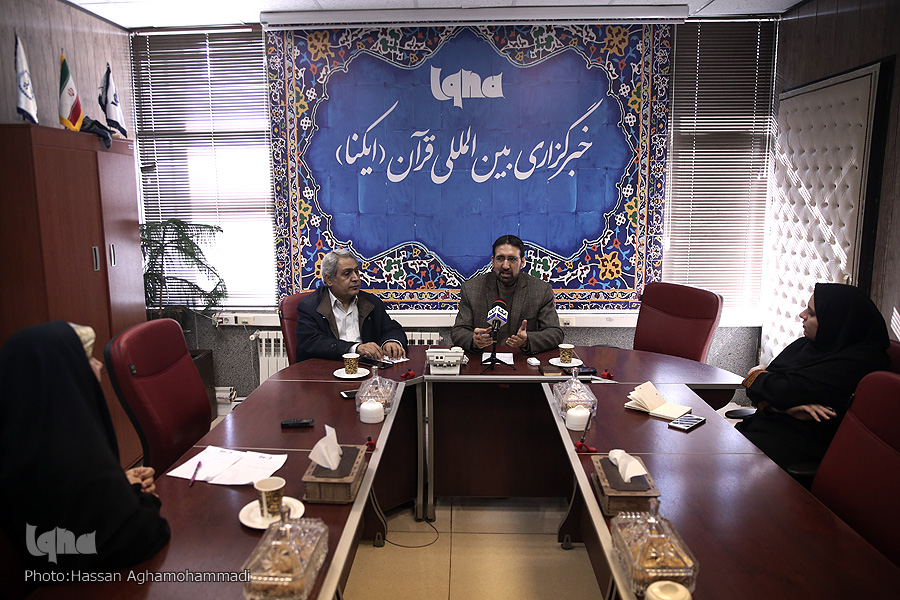 ادیت/// نویسنده عامه&zwnj;پسند یا کارآفرین فرهنگی/