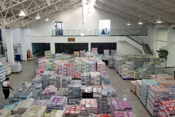 اهدای ۸ هزار جلد کتاب به سالمندان صربستان برای روز&zwnj;های قرنطینه