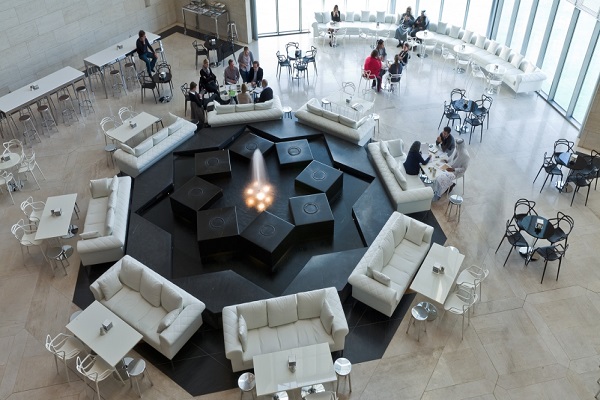 نگاهی به موزه هنرهای اسلامی دوحه در قطر و ساختمان خاص آن+ فیلم نگاهی به موزه هنرهای اسلامی دوحه در قطر و ساختمان خاص آن+ فیلم