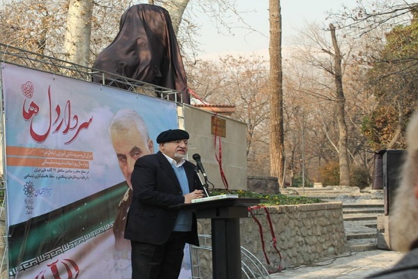 رونمایی از سردیس حاج قاسم سلیمانی، رونمایی از مقاومت است