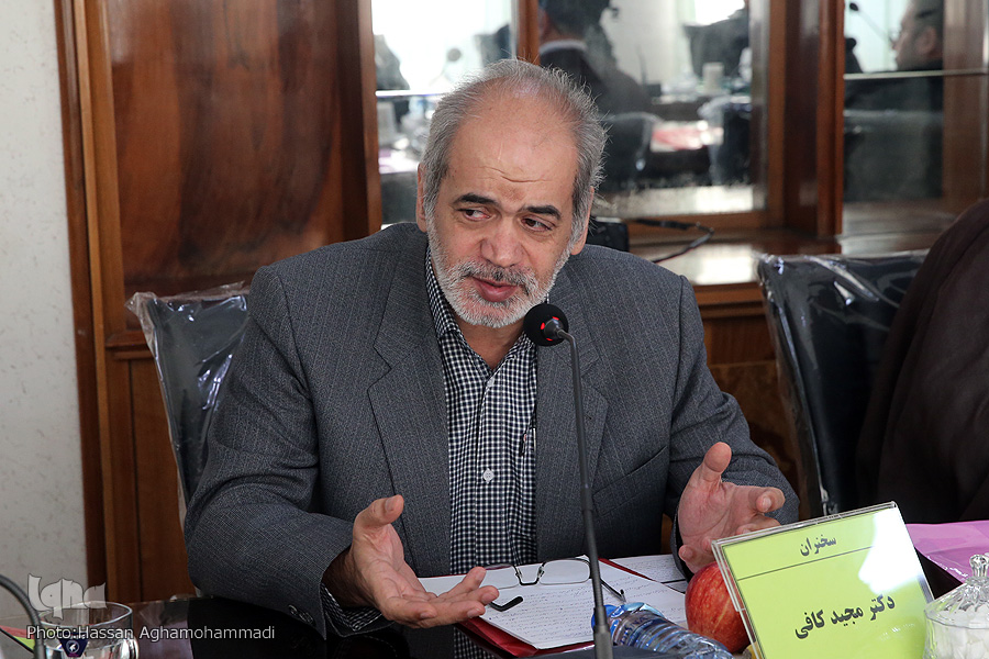 علم دینی باید گره&zwnj;گشای مشکلات جامعه باشد