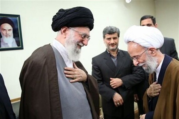 رهبر معظم انقلاب و آیت الله مصباح یزدی 