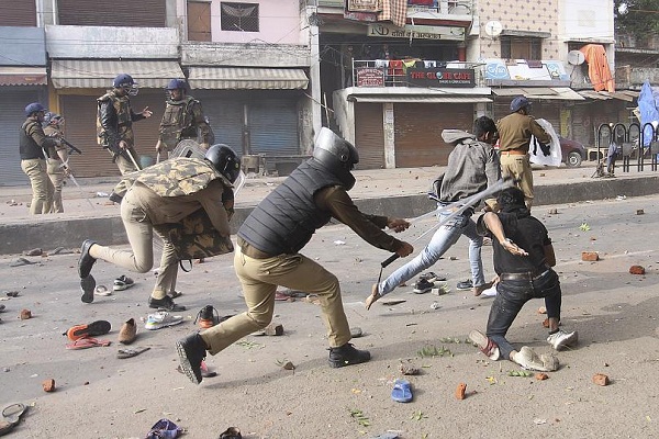 از محاکمه عامل کشتار مسلمانان تا شوک کرونا از محاکمه عامل کشتار مسلمانان تا شوک کرونا