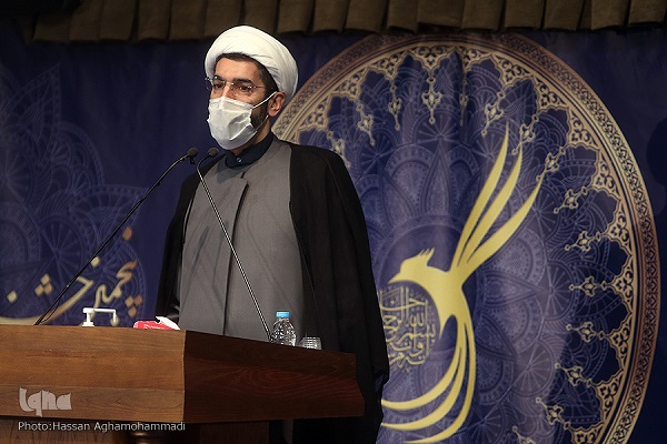 مشارکت 70 هزار نفری در جشنواره قرآنی وزارت بهداشت بیانگر گسترش قرآن در دانشگاههاست مشارکت 70 هزار نفری در جشنواره قرآنی وزارت بهداشت بیانگر گسترش قرآن در دانشگاههاست