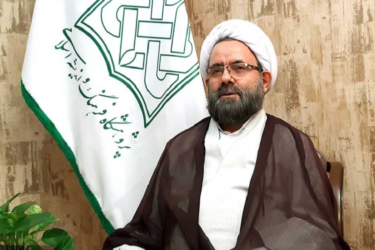 سروش از بدیهیات دینی فاصله گرفته است