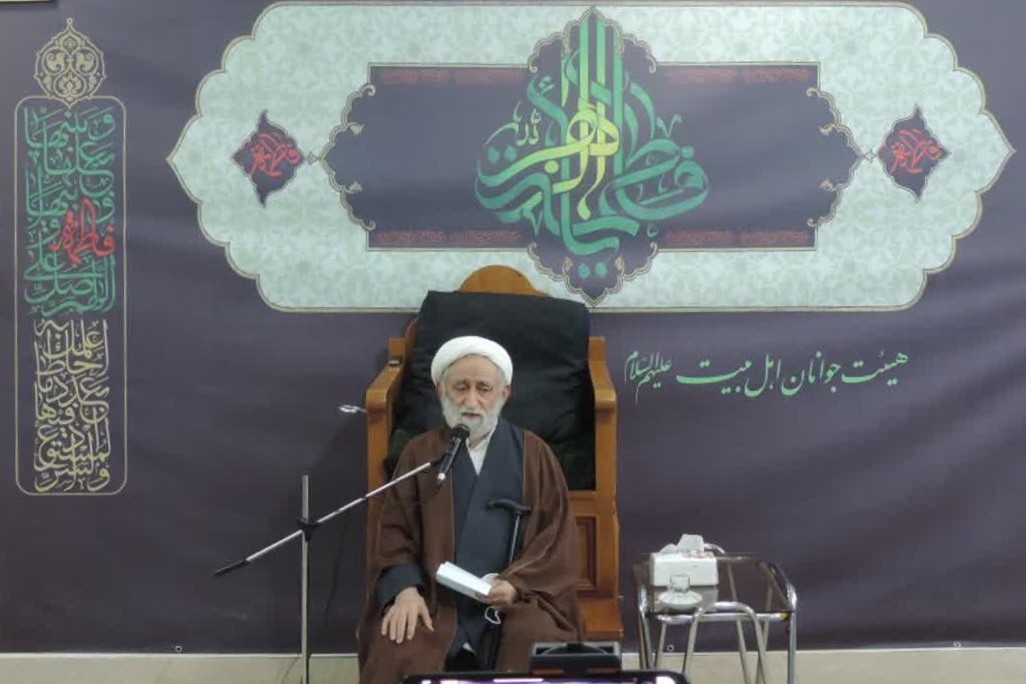 برخی عزاداری&zwnj;ها مصداق کم و زیاد کردن دین است