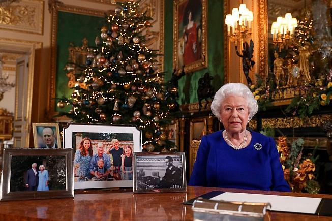 پیام کریسمس &laquo;جعل عمیق&raquo; از ملکه بریتانیا جنجال&zwnj;ساز شد