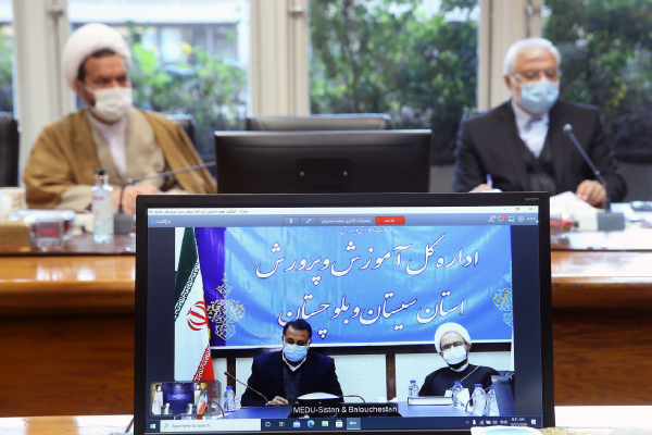 نخبگان حوزه و آموزش و پرورش در کارگروههای تخصصی گرد هم آمده اند/از ظرفیتهای بین المللی حوزه و آموزش و پرورش بهره خواهیم برد