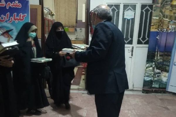 «واهب»؛ طرحی برای رساندن قرآنهای مازاد منازل به دست محرومان «واهب»؛ طرحی برای رساندن قرآنهای مازاد منازل به دست محرومان