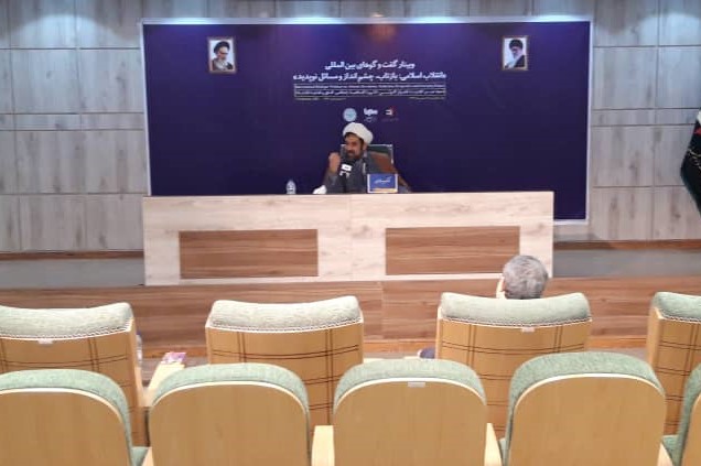 اندیشه تقریبی شاخصه متمایز امام(ره) نسبت به بسیاری از بزرگان عصر خویش است حجت الاسلام و المسلمین جازاری