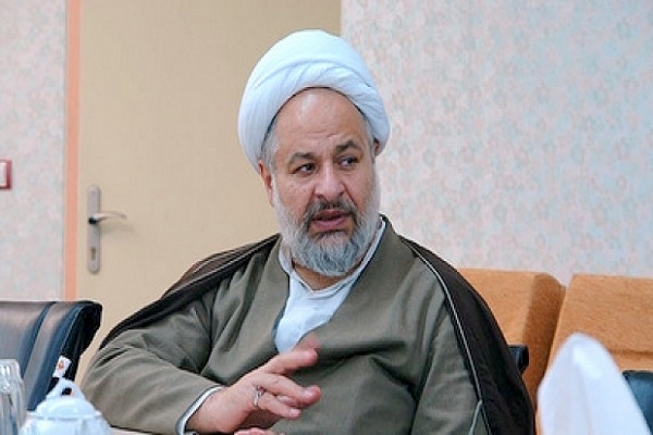 ادعاهای دروغین بلا و مصیبت برای جهان اسلام است/ همانندی جایگاه منتظران واقعی و شهدای بدر