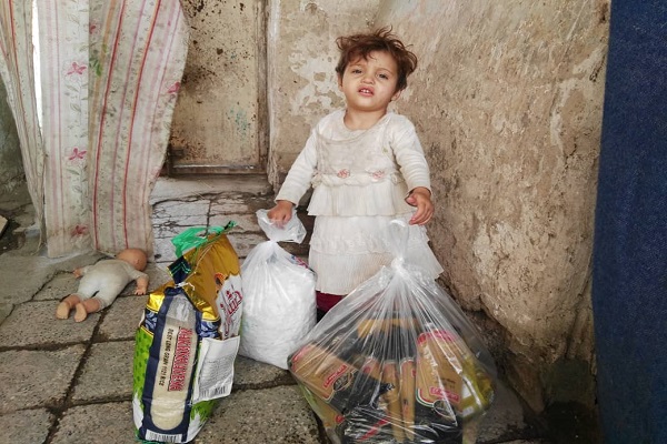 جمعه//////خدمت&zwnj;رسانی جهادگران شیعه و سنی نمی&zwnj;شناسد / برگزاری اردوی جهادی 14 روزه برای 30 هزار زائر پاکستانی