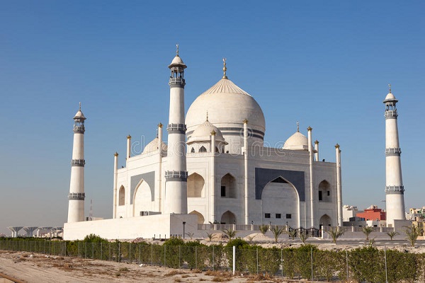 مسجد فاطمه الزهرا (س) و شباهت به تاج محل +فیلم مسجد فاطمه الزهرا (س) و شباهت به تاج محل +فیلم