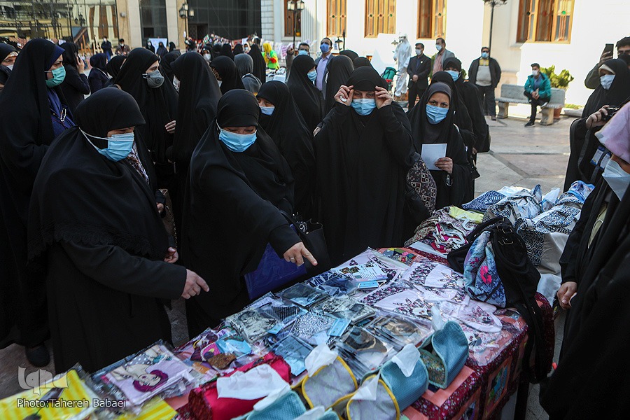 هنرنمایی زنان پیشروی الگوی نوین توسعه مشاغل خانگی در پژوهشکده فرهنگ جهاد دانشگاهی هنرنمایی زنان پیشروی الگوی نوین توسعه مشاغل خانگی در پژوهشکده فرهنگ جهاد دانشگاهی