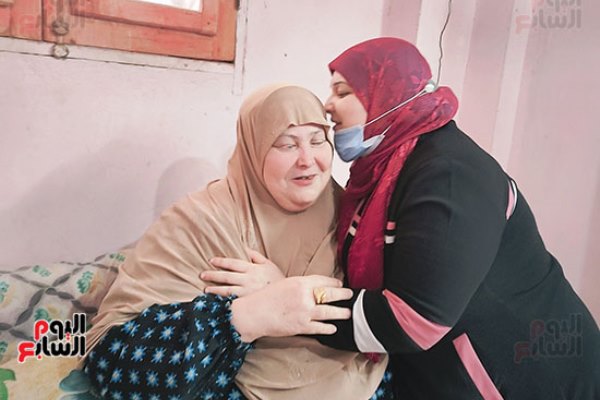 حکایت بانوی 58 ساله مصری که زندگی خود را وقف قرآن کرد + عکس