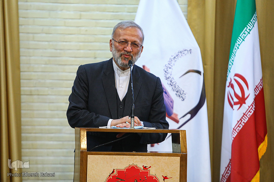 ارسالی/ فوری/مجموعه دستورات قرآن توان مدیریت کشور را دارد / مسئولین به دستورات قرآن باور داشته باشند