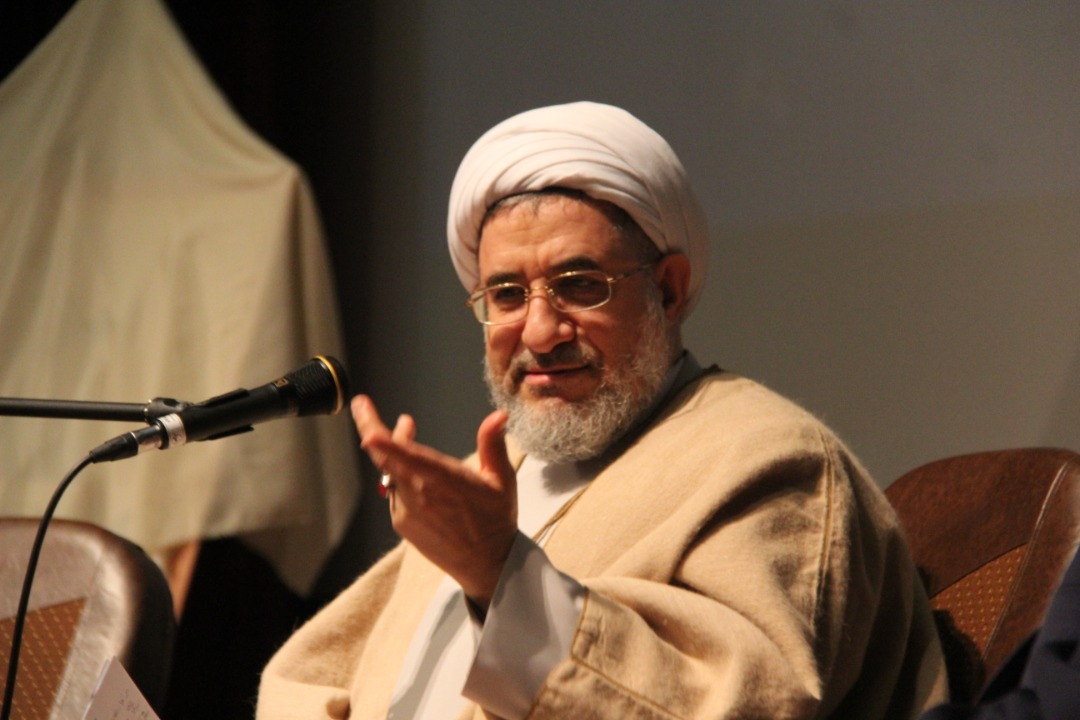 آیت&zwnj;الله محسن اراکی