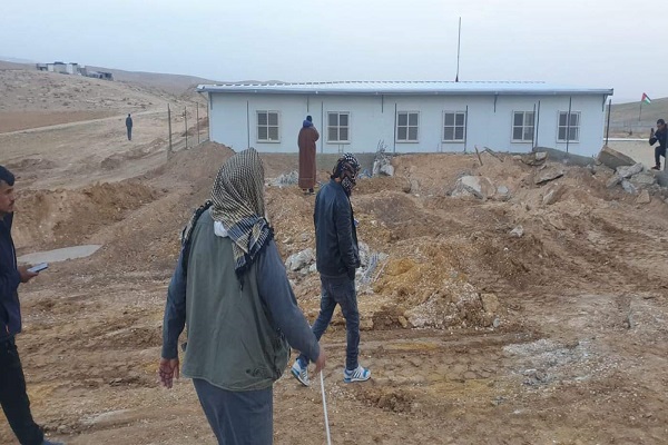 رژیم صهیونیستی یک مسجد را در جنوب کرانه باختری تخریب کرد