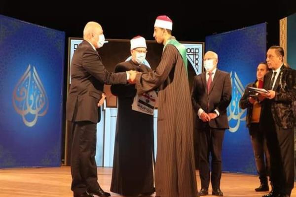 حکایت صوت شگفت انگیز برترین قاری مصری در سال 2021 +فیلم