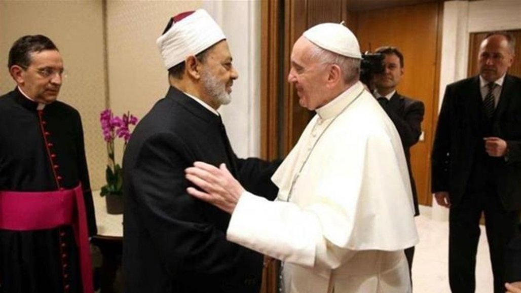 فرود هواپیمای حامل پاپ فرانسیس در فروگاه بینالمللی بغداد فرود هواپیمای حامل پاپ فرانسیس در فروگاه بینالمللی بغداد