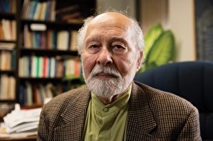 ایرانیان دانش فلسفه را ز بیگانه تمنا نکنند ایرانیان دانش فلسفه را ز بیگانه تمنا نکنند