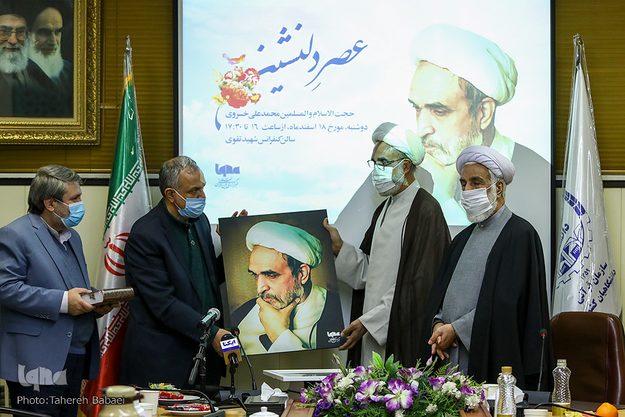 حجت&zwnj;الاسلام خسروی؛ حرمت علم را نگاه داشت و بر علم دینی افزود