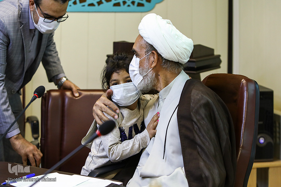 حجتالاسلام محمدعلی خسروی؛ میراثدار خصائل نیک پدر / رمزها و رازهای موفقیت در مسیر قرآن حجتالاسلام محمدعلی خسروی؛ میراثدار خصائل نیک پدر / رمزها و رازهای موفقیت در مسیر قرآن