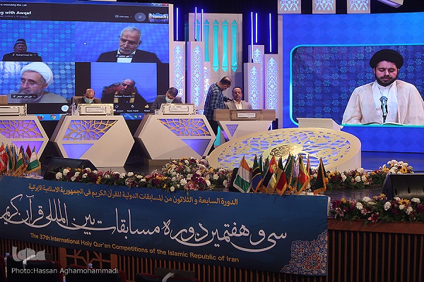 شب هیجان انگیز حوزه هنری و گمانه هایی برای معرفی برترین ها / رقابت فشرده ایران و افغانستان / آیا باز هم تلاوت ایران غافلگیر می شود؟