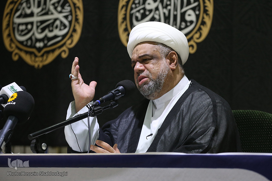 معتوق: اتهام بیایمانی به ابوطالب از سازندگان افسانه غرانیق عجیب نیست/ دقاق: شواهد متعدد بر ایمان ابوطالب وجود دارد معتوق: اتهام بیایمانی ابوطالب از سازندگان افسانه غرانیق عجیب نیست/ دقاق: شواهد متعدد بر ایمان ابوطالب وجود دارد