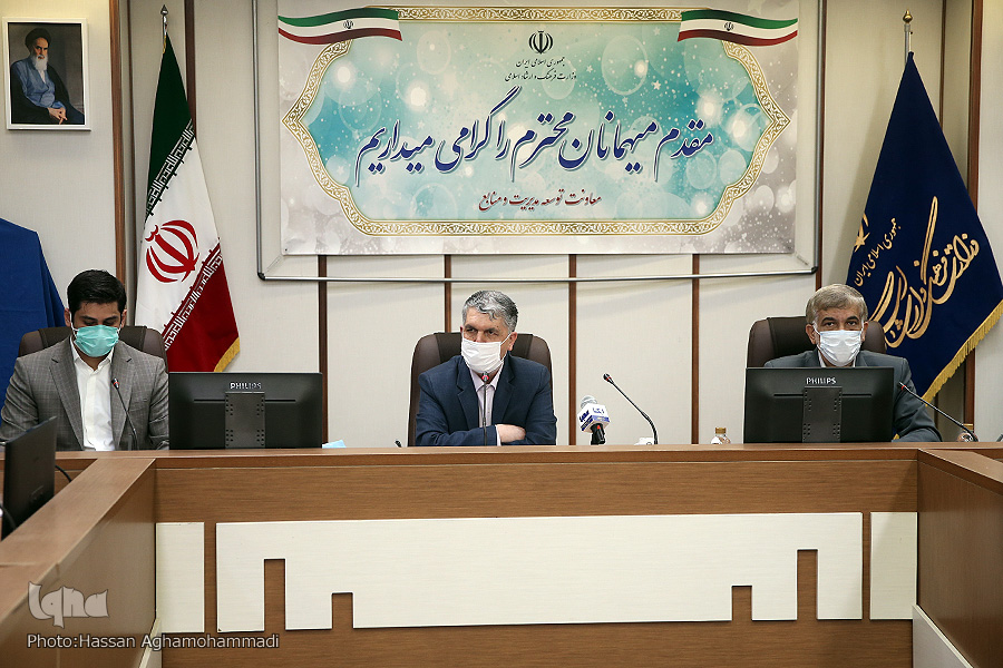 تأکید وزیر ارشاد بر سرعت دادن به اجرای پروژههای نیمهتمام قرآنی تأکید وزیر ارشاد بر سرعت دادن به اجرای پروژههای نیمهتمام قرآنی