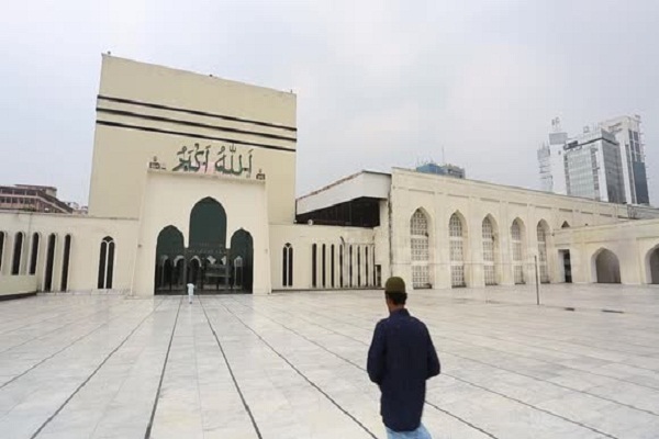 نگاهی به بزرگترین مسجد بنگلادش + فیلم نگاهی به بزرگترین مسجد بنگلادش + فیلم