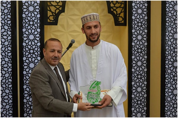 فیلم | آیه روزه با صدای قاری مطرح الجزایری