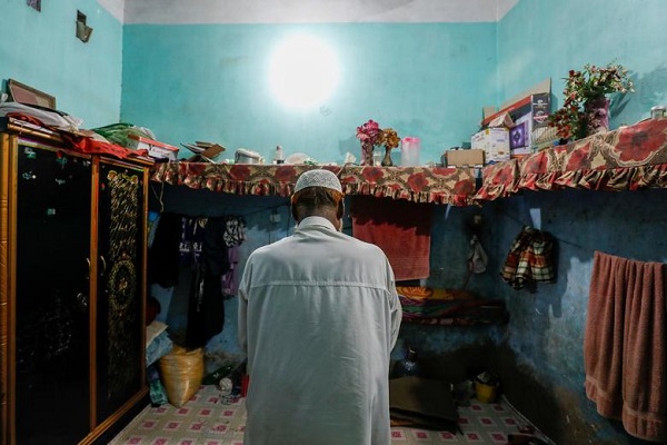 گزارش تصویری رویترز از ماه رمضان در نقاط مختلف جهان گزارش تصویری رویترز از ماه رمضان در نقاط مختلف جهان