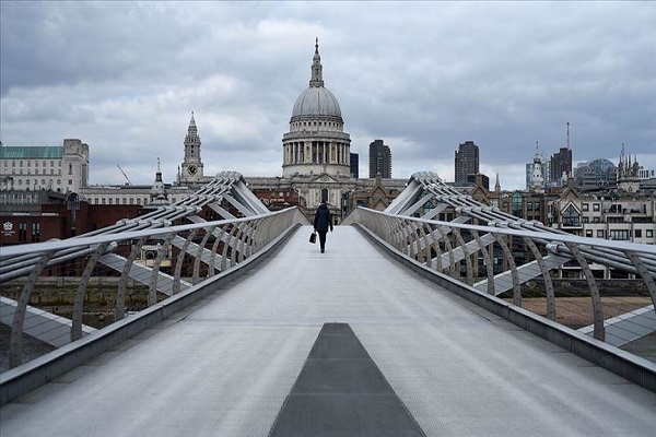 از رشد آمار قربانیان کرونا در جهان تا قرنطینه 500 کارمند ریاست جمهوری هند از رشد آمار قربانیان کرونا در جهان تا قرنطینه 500 کارمند ریاست جمهوری هند