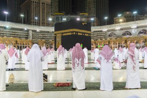 نماز شب قدر در حرم مکی+عکس نماز شب قدر در حرم مکی+عکس