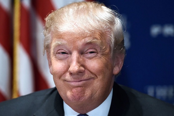 از پیشنهاد درمانی عجیب ترامپ تا امیدواری به کاهش شیوع کرونا در تابستان