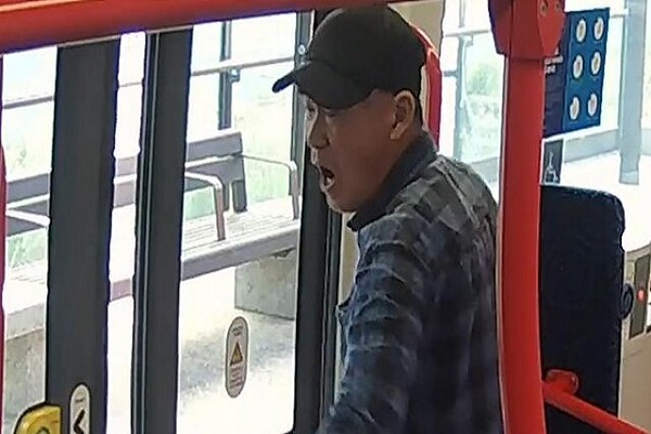 از پیشنهاد درمانی عجیب ترامپ تا امیدواری به کاهش شیوع کرونا در تابستان