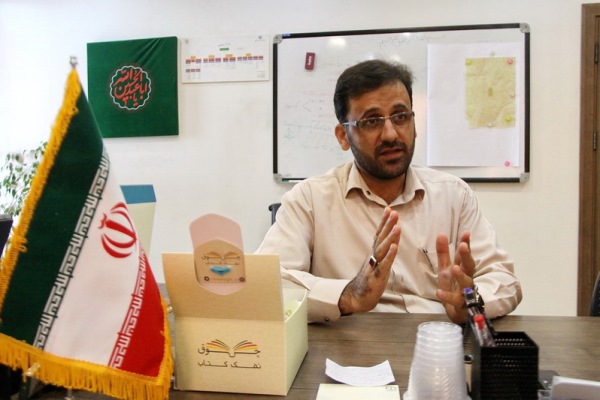 کاهش مخاطبان کتاب الکترونیک در پساکرونا / سوق دادن کتابخوانهای کاغذی به الکترونیک خطای استراتژیک است کاهش مخاطبان کتاب الکترونیک در پساکرونا / سوق دادن کتابخوانهای کاغذی به الکترونیک خطای استراتژیک است