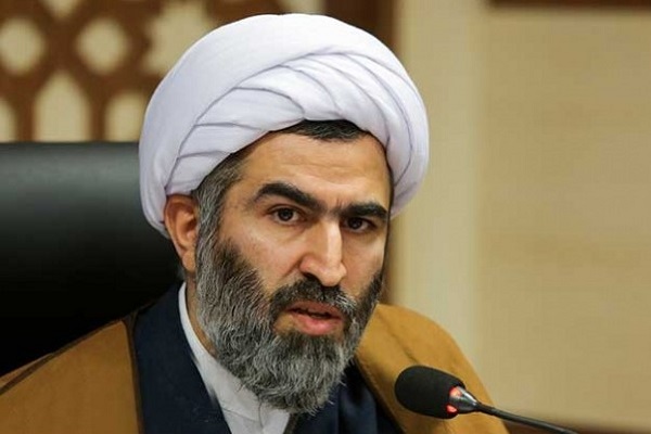 حجت&zwnj;الاسلام مقیمی در سمت دبیر همایش کتاب&zwnj;سال حوزه ابقاء شد