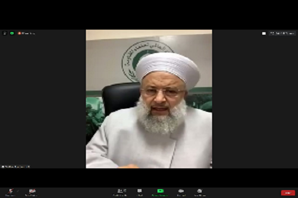 تمسک به قرآن از ابعاد مهم شخصیت امام خمینی(ره) بود/ تأکید امام بر همگرایی مذهبی تمسک به قرآن از ابعاد مهم شخصیت امام خمینی(ره) بود/ تأکید امام بر همگرایی مذهبی