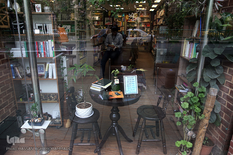 بازار نشر در انتظار تعیین تکلیف نمایشگاه کتاب