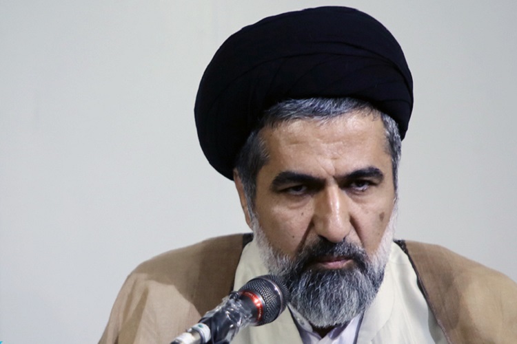 آیت&zwnj;الله امینی معتقد به وجود اختیارات گسترده برای رهبری بود