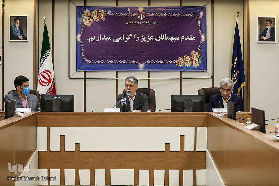 اقدام غیرقانونی برخی دستگاه&zwnj;های قرآنی در نگه&zwnj;داشت اعتبارات سال 97 / بازبینی سند جامع مسابقات قرآن